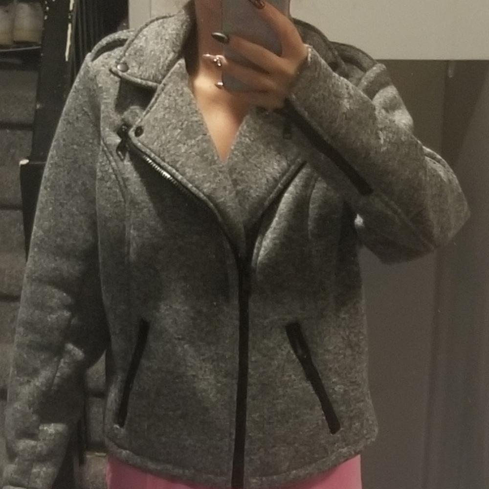 Jacket - Picture 2 of 3